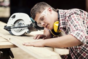 Cosa fare per imparare a lavorare il legno