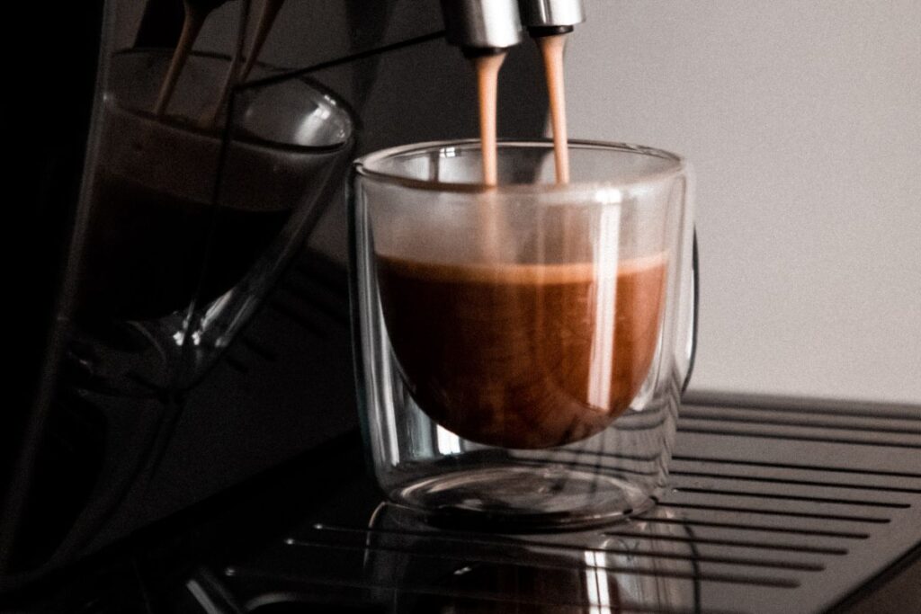 Scegliere la macchina a capsule: le migliori opzioni per caffè di qualità a casa