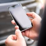 Come capire se il partner ci tradisce: segnali reali e modi intelligenti per verificare i dubbi